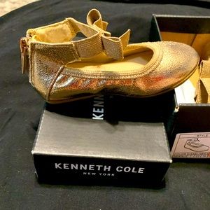 Kenneth Cole rose gold metallic flats
